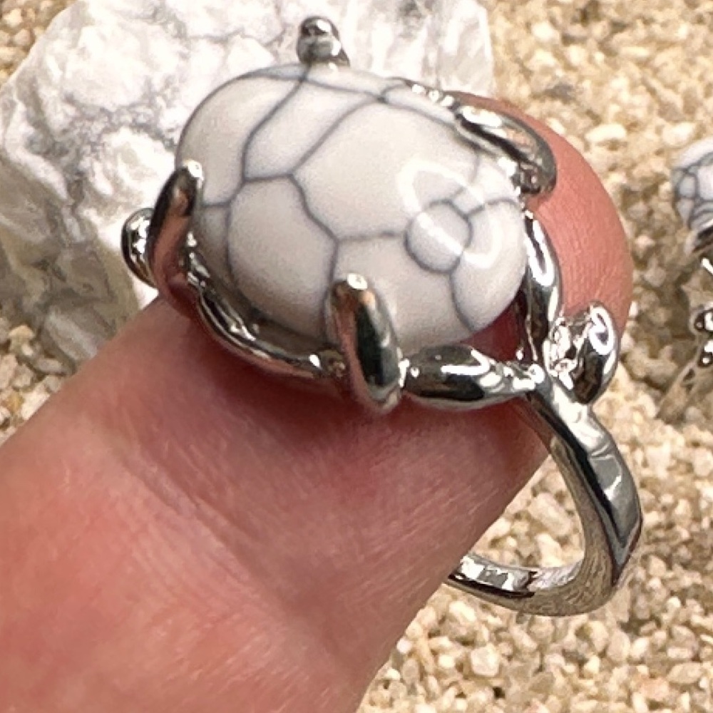 White howlite silver gen ring Victorian cocktail vintage /patience crystal - Picture 2 of 6
